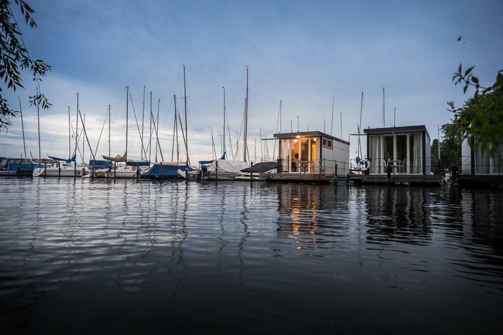 Das Kleine Hausboot Am Wannsee Botel *